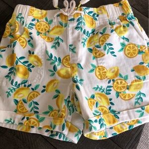 Girl’s lemon shorts